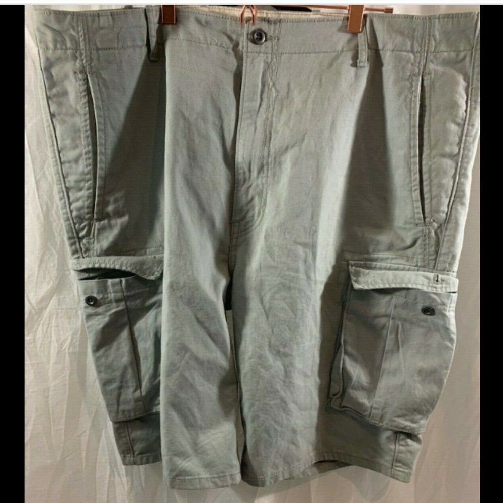 Levi's Gray Cargo Shorts Size 42